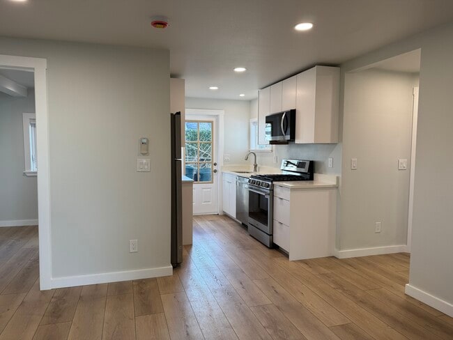 Photo - 2914 Ellis St Unidad #102