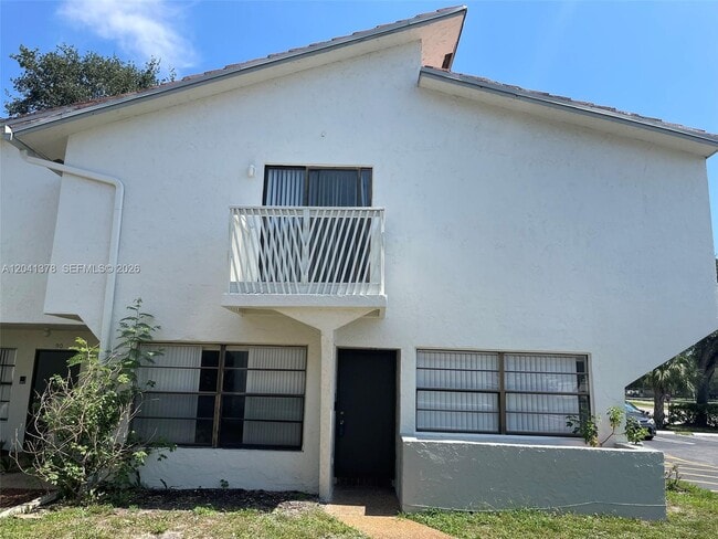 Photo - 2580 Coral Springs Dr