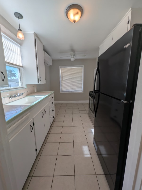 Photo - 1825 Washington Ave