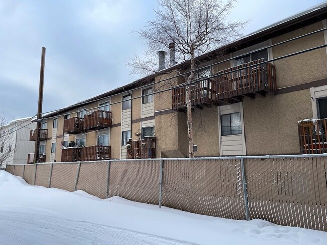Building Photo - 1046 W 26th Ave Rental