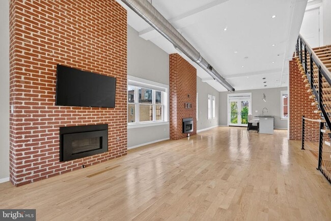 Photo - 1620 15th St NW
