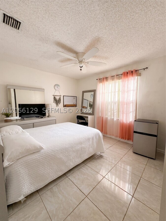 Photo - 1503 NW 158th Ave