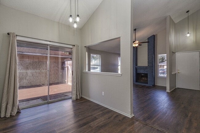 Photo - 3106 Raccoon Run