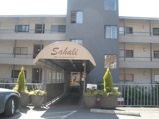 Building Photo - Capitol Hill Condo Unit 507