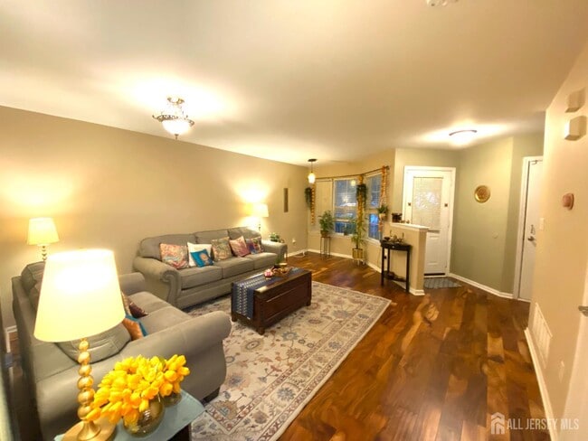 Photo - 228 Hawthorne Rd