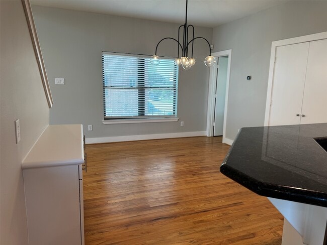 Photo - 9716 Linkmeadow Ln