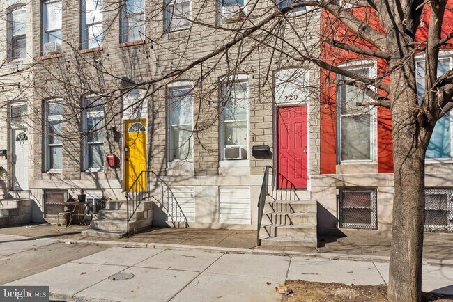 Photo - 220 N Luzerne Ave