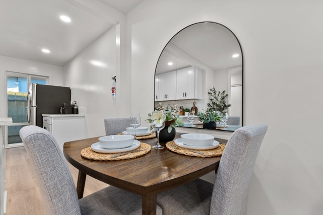 Photo - 4442 Clairemont Dr Unit 4440