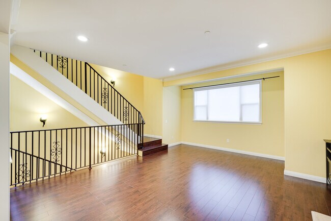 Photo - 10120 Amber Ct