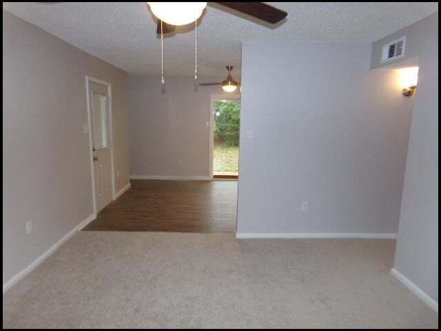 Photo - 8 Brookway Ln