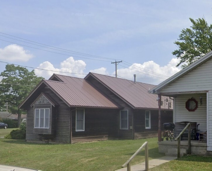 Photo - 1121 E 7th St