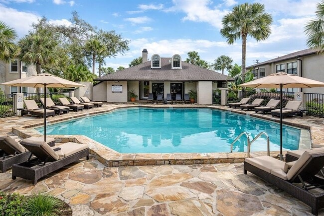 Photo - 2911 Antique Oaks Cir Unit 12