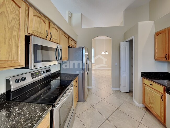 Photo - 3106 43rd Ave E