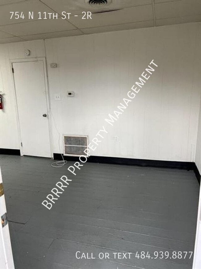 Photo - 754 N 11th St Unit 2R