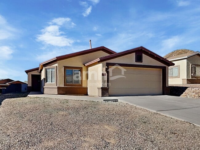 Building Photo - 3713 W Avenida Fria