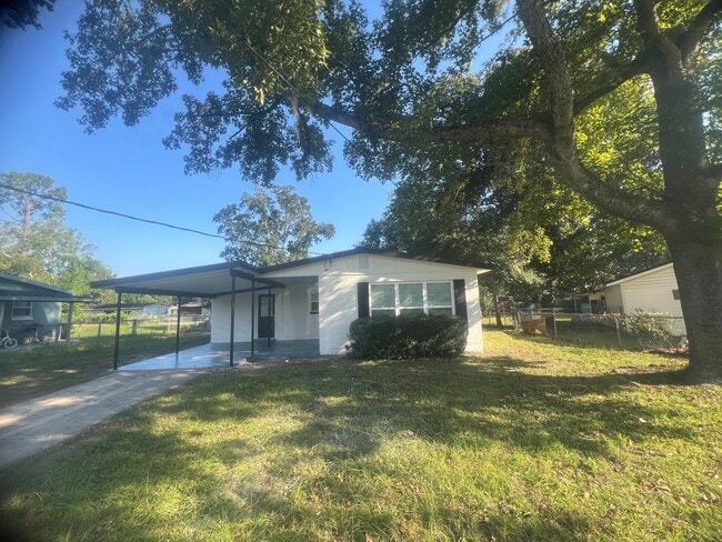 Building Photo - 7205 Eudine Dr S Rental