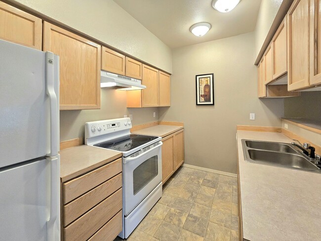 Photo - Condo in Brookwood Community in Bothell  Pet Friendly!