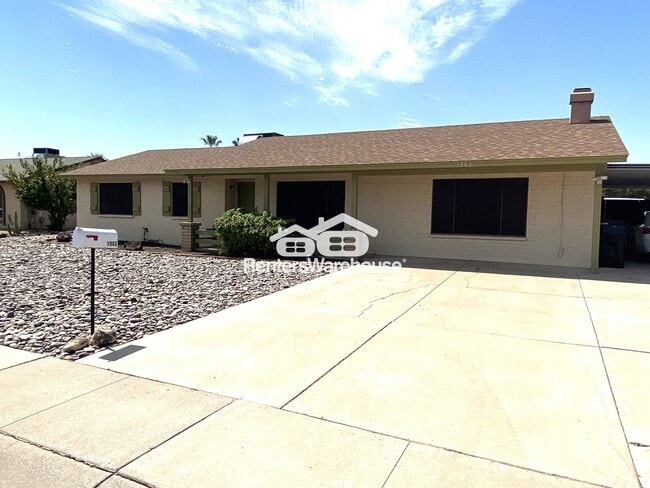 Building Photo - 1963 W Greenbriar Dr Rental