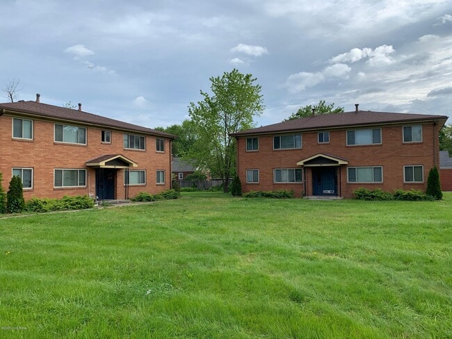 Building Photo - 400 N Clark Blvd Unit 1