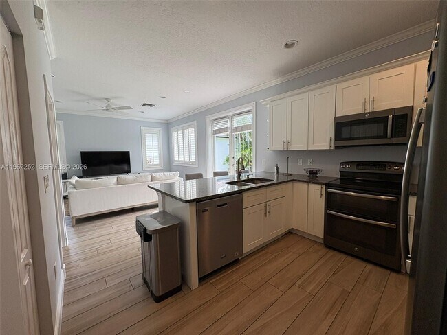 Photo - 10793 Oak Bend Way