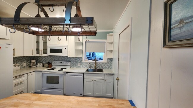 122 Bear Cove