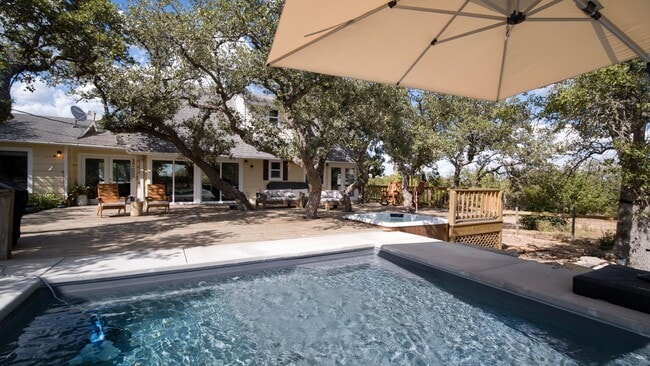 Photo - Extravagant 5 Star Vacation Home - Your Pr...