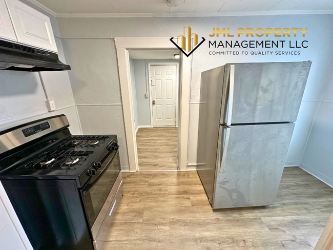 Photo - 826 County St Unit 1W