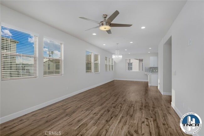 Photo - 9841 Alburtis Ave