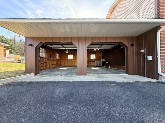 Photo - 300 Walters Ave