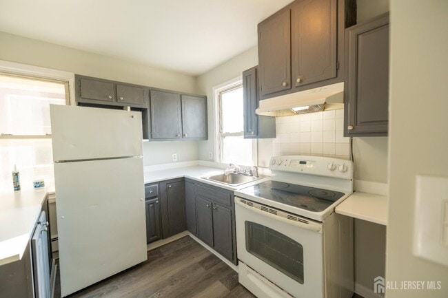 337 Convery Blvd Unit 2