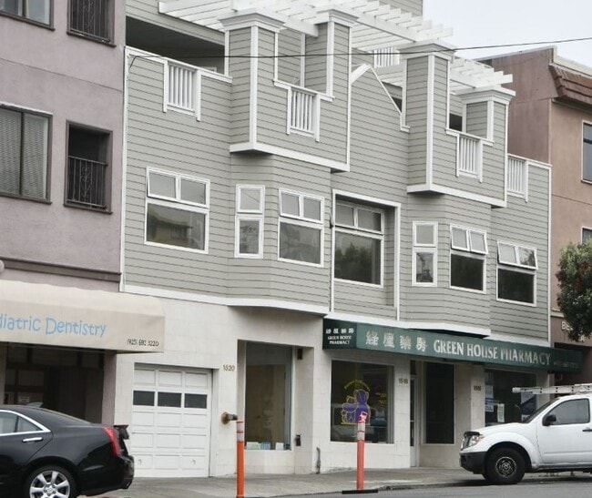 Building Photo - 1520 Noriega St Unit Apt C