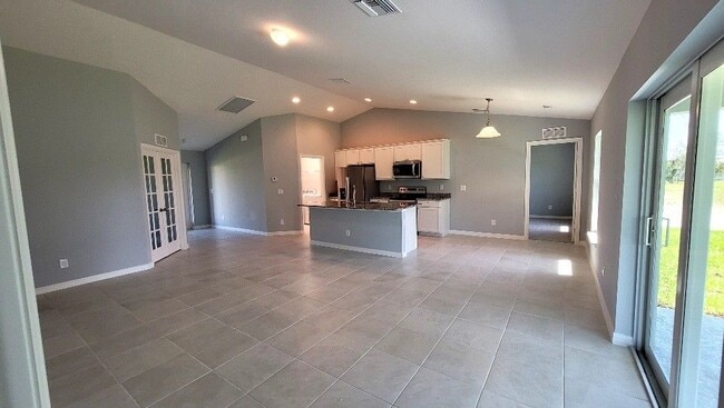 Photo - 3002 NE 7th Ave