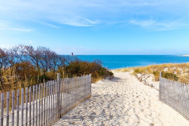 Close to this beautiful beach - 34703 Villa Cir Condo Unit #604