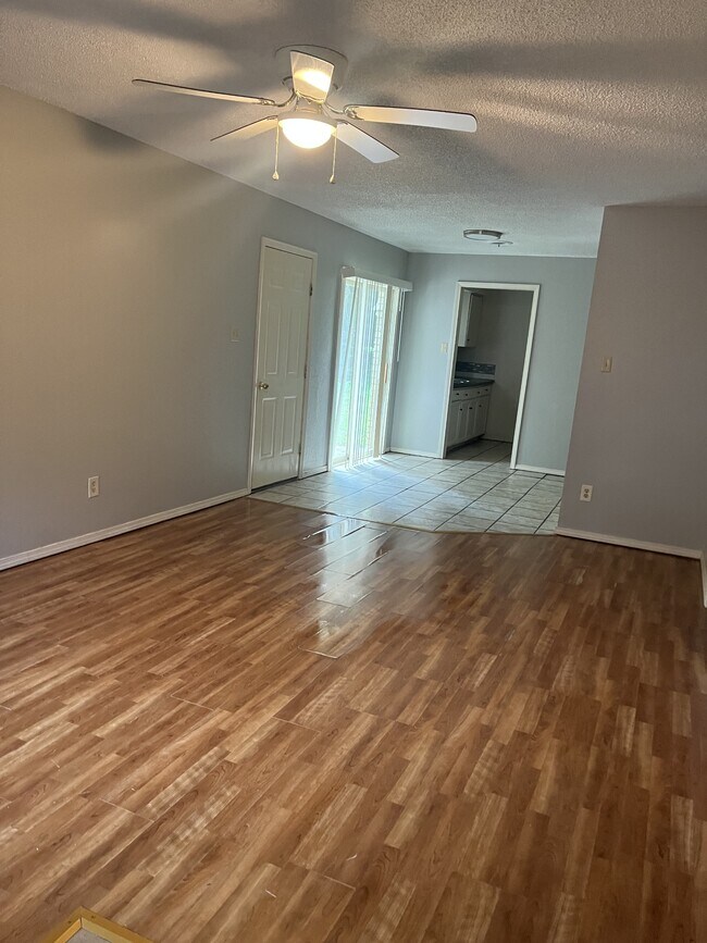 Photo - 107 Gamma Cir