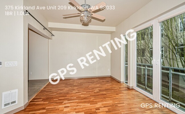 Photo - 375 Kirkland Ave