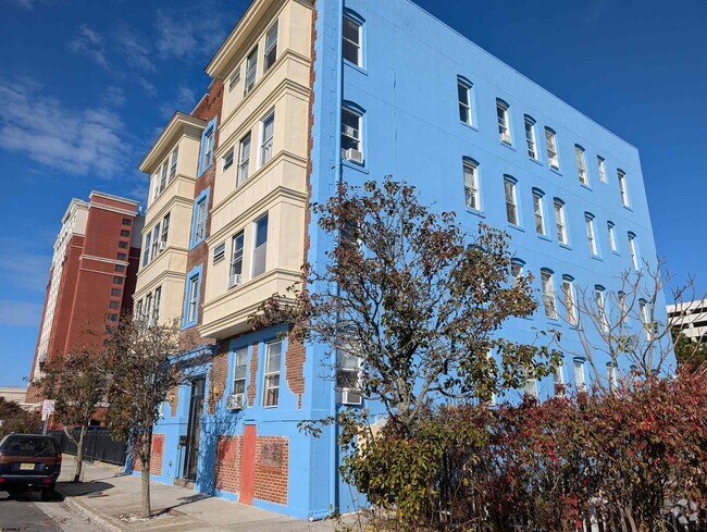 Building Photo - 143 S South Carolina Ave Unit C2 Rental