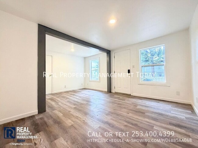 Photo - 7503 156th St E
