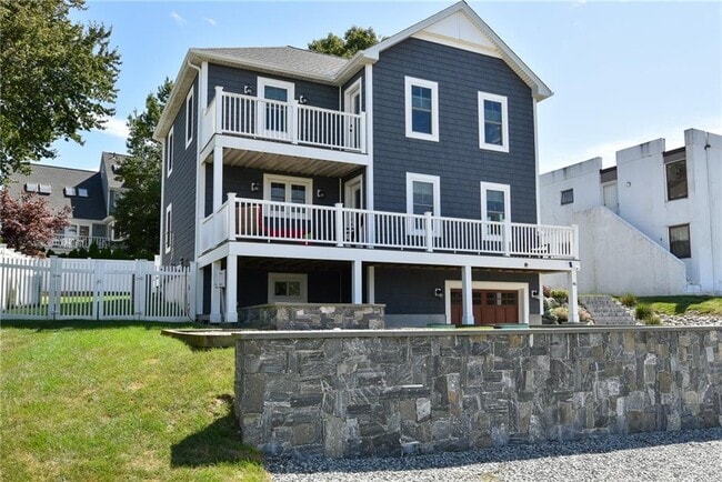 Photo - 46 Bayberry Rd