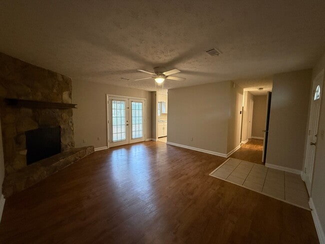 Photo - 110/112 Jockey Club Dr Unit 110