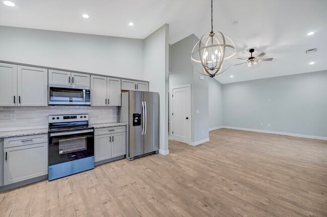 Photo - 627 Prescott Ave