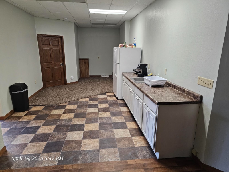 Photo - 615 S Chestnut St Apartment Unit Upstairs s