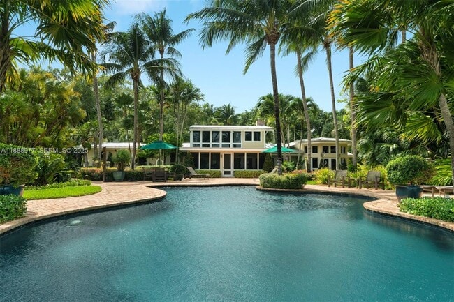 Photo - 8845 School House Rd