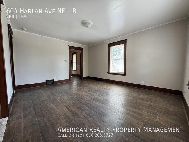 Photo - 604 Harlan Ave NE Unidad B