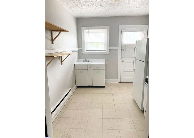 Photo - 415 Probasco St Unit 415-16