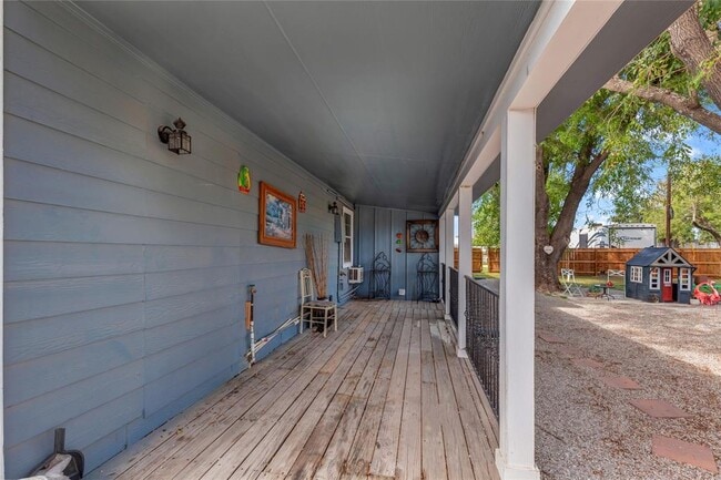 Photo - 5053 E Hwy 71