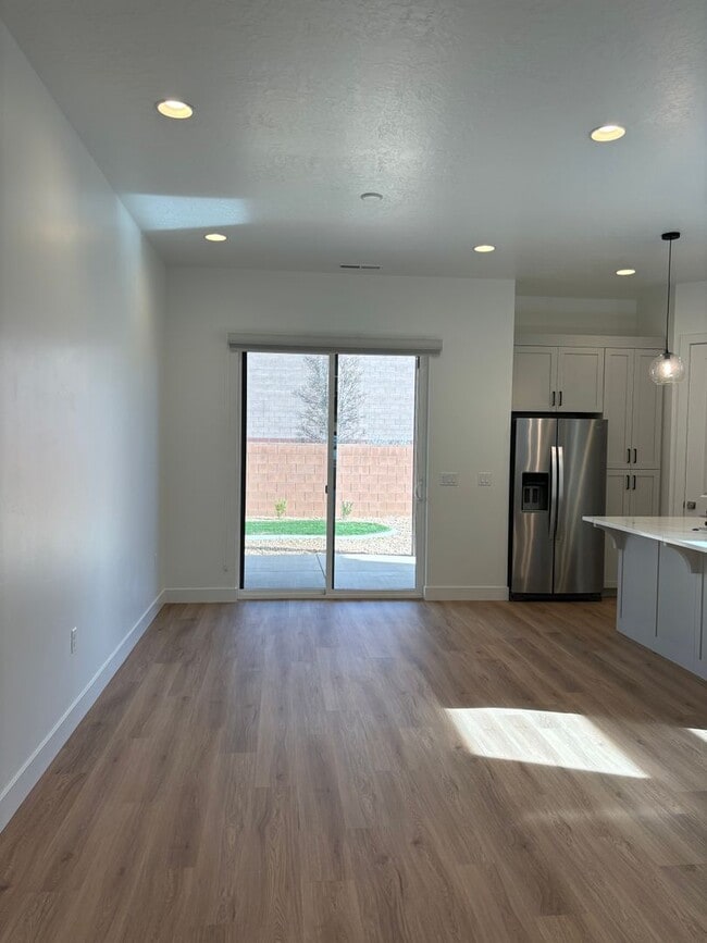 Photo - Woodland Estates Townhome!