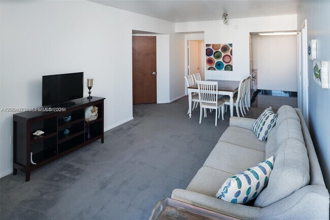 Photo - 6365 Collins Ave Unit 1811