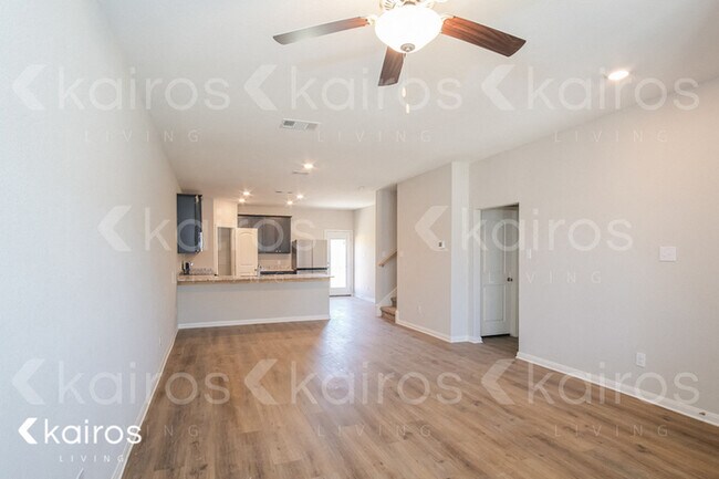 Photo - 117 Mount Vernon Way