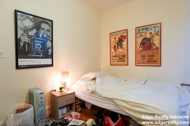 Photo - 55 Thatcher St Unit 1