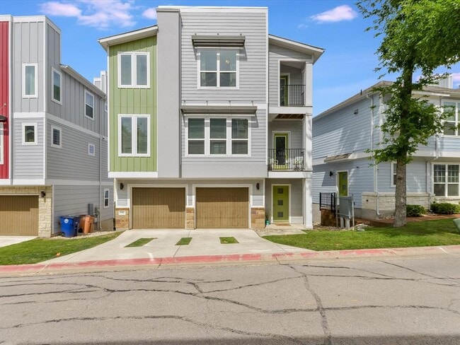 Building Photo - 1916 Warely Ln Unit 238C
